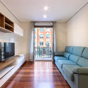 https://apartamento-en-indautxu.bilbaohotelsspain.com